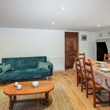 Amazing In Saint-alban-d'ay With Wifi * Bagnols-sur-Cèze