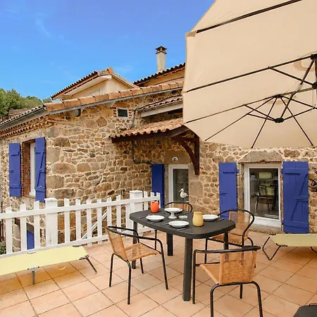 Amazing In Saint-alban-d'ay With Wifi Feriehus
